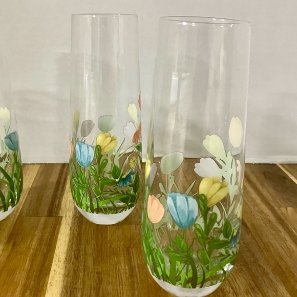 Floral Print Clear Glasses Set of 4 Pastel Spring Florals Easter Dinner Cottage - Picture 2 of 7